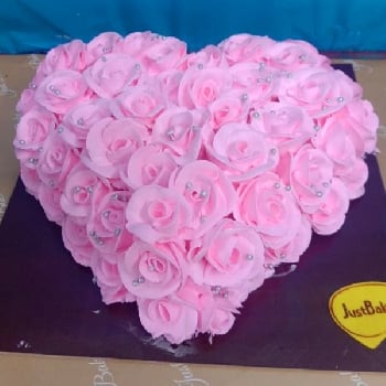 Flowery Heart cake