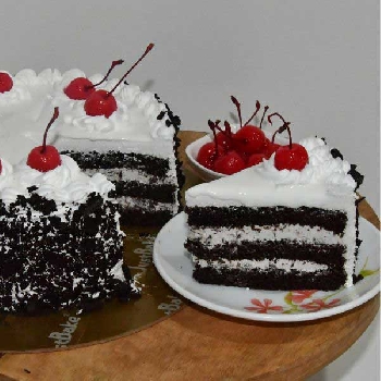 Premium Black Forest Cut Piece-8