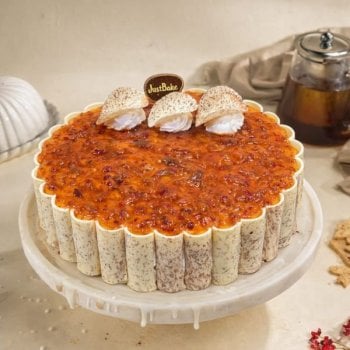 Arabian Cashew and Dates Cake Arabian Cashew and Dates Cake