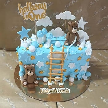 6 Months Teddy Bear cake