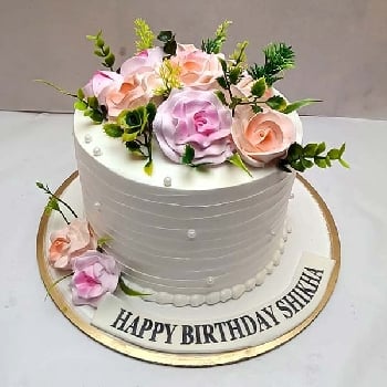 Floral Vanilla Cake 02