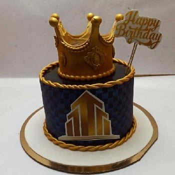 Golden Crown Theme Cake