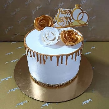 Golden Drip Anniversary cake