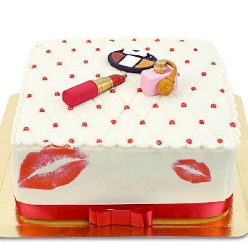 Lipstick special cake