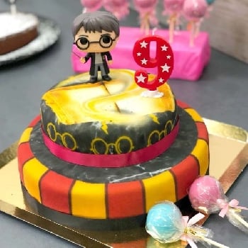 Nine star 2d cake