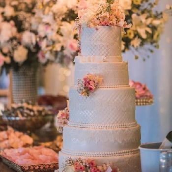 4 Tier Floral Lace Wedding Cake