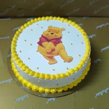 Winnie The Pooh Cake